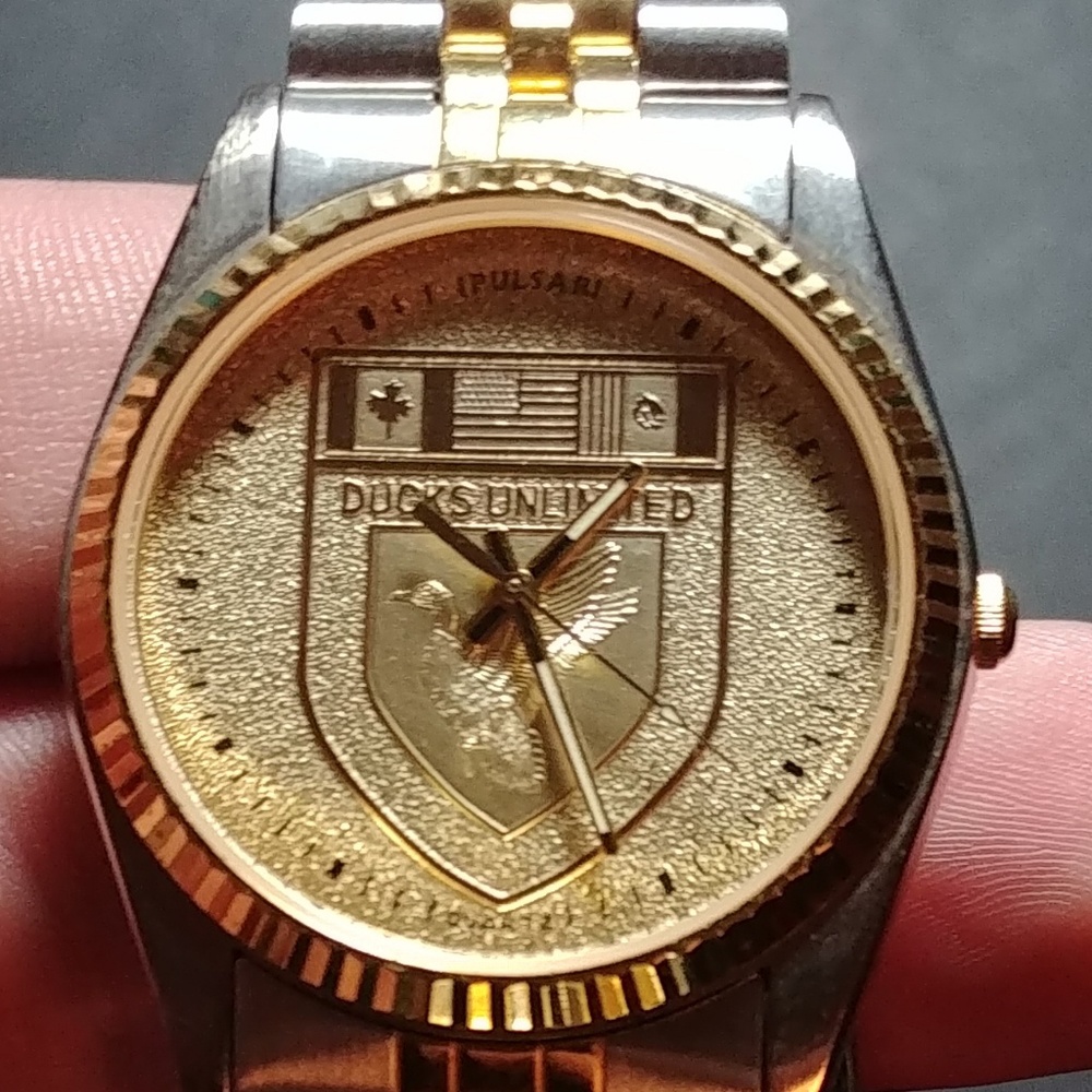 Pulsar Ducks Unlimited gold and silver color watch
